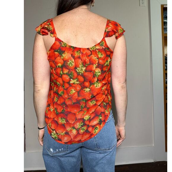Anthropologie Strawberry Print Blouse Tank Top Chiffon Lightweight Red Size 6 - Picture 3 of 7